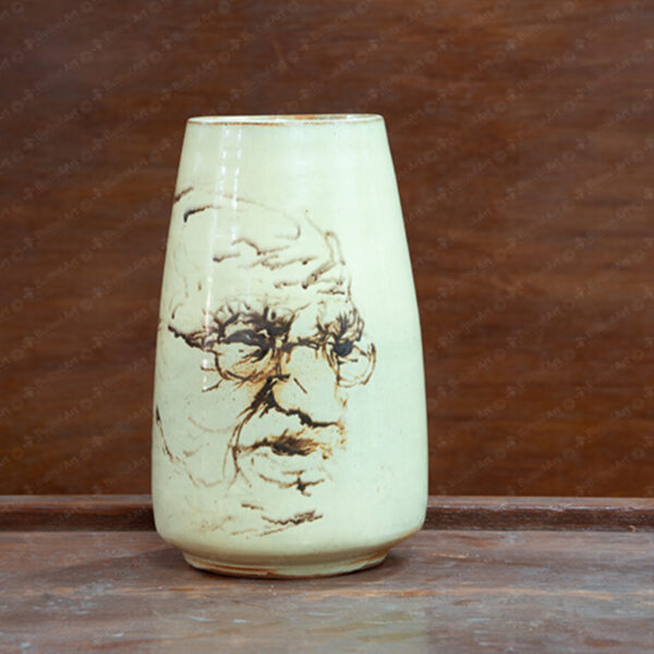 Mahatma Vase
